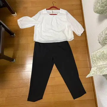 화이트 벌룬 슬리브 셋업