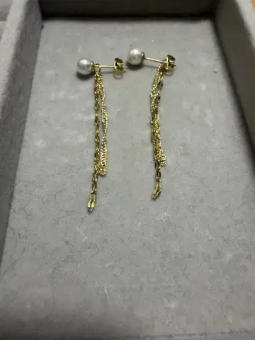 펄과 골드 롱 귀걸이