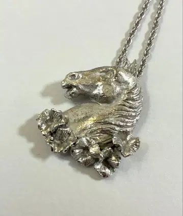 작가 이와쿠라 코지 십이지 펜던트 목걸이