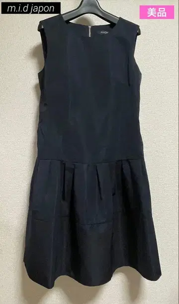 새상품급 m.i.d japon 다크 네이비 슬리브리스 무릎 기장 원피스