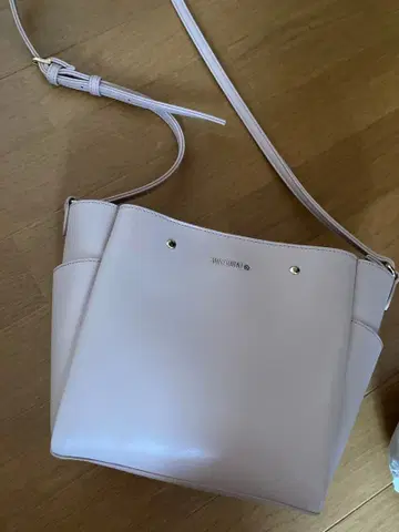 마리콴트 숄더백