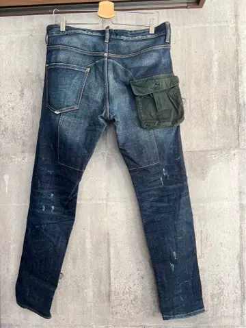 디스퀘어드 카고 팬츠 포켓 부착 빈티지 가공 데님 팬츠