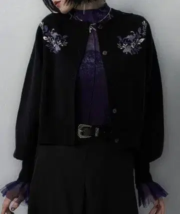 [ 미사용 ] HARE 플라워 자카드 카타아키 니트 가디건