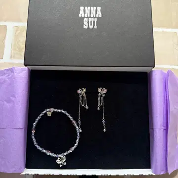 ANNA SUI 귀걸이 팔찌 2세트 나비 디자인 새상품급