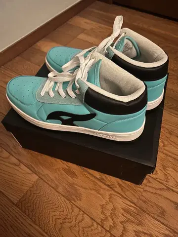 터콰이즈 하이컷 스니커즈