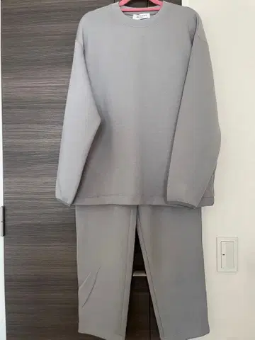 새상품 젤라또피케 Homme 멋진 저리 맨투맨 그레이 세트