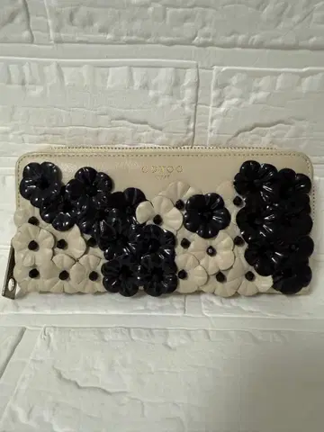 꽃 모티브 장지갑 베이지/블랙