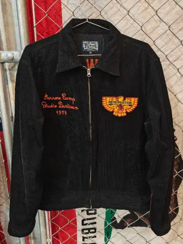 스튜디오 다치산 네이티브 자수 코듀로이 지퍼 자켓 40