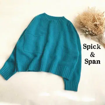 [ 새상품급 ] 스픽앤스팬 복슬복슬 폭스 크롭 니트 풀오버