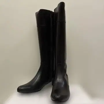 새상품 Camui watar massage 브라운 지퍼 달린 롱 부츠