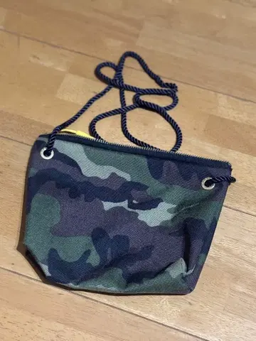 FACTORY OMOTO 카모플라쥬 숄더백