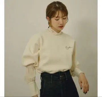 Eaphi 하프 슬리브 로고 니트