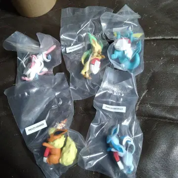 제일복권 포켓몬 F상 길거리 산책 챠라링 프렌즈