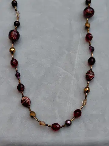 적자색 다층 목걸이
