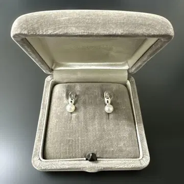 MIKIMOTO 펄 장식 실버 귀찌