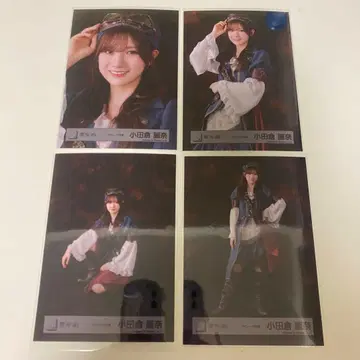 사쿠라자카46 오다쿠라 레이나 브로마이드 - 파이리츠 의상