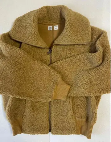 유니클로 U. 베이지 플리스 자켓