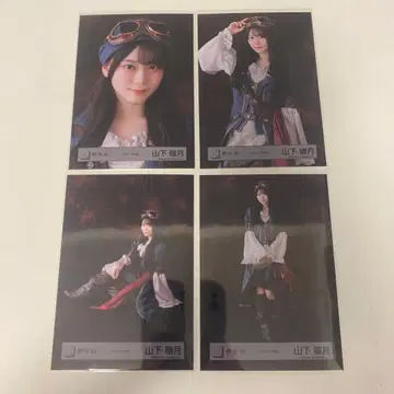 사쿠라자카46 야마시타 시즈키 브로마이드 - 파이리츠 의상