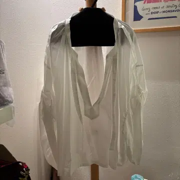 새상품급! 리미푸 화이트 변형 셔츠