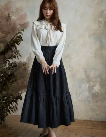 herlipto Floral Jacquard Volume Skirt