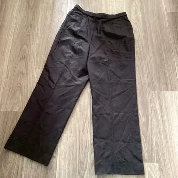 레리안 슬랙스 안감 있음 오피스 캐주얼 무지 w64 시크 와이드