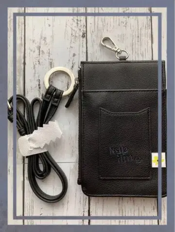 Naptime. 스퀘어 파우치와 숄더