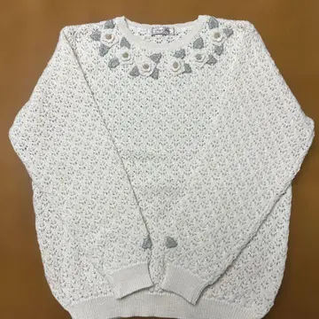 꽃 모티브 자수 시스루 니트 스웨터