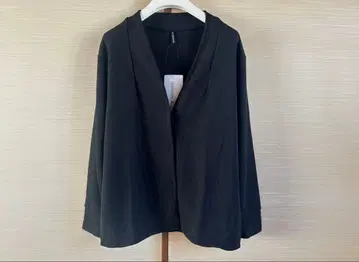 미사용 새상품 댄스킨 컬러리스 니트 자켓 가디건 M 블랙