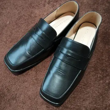 LEATHER PLUS 블랙 로퍼