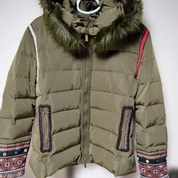 Desigual 후드 부착 다운 자켓 카키 44size