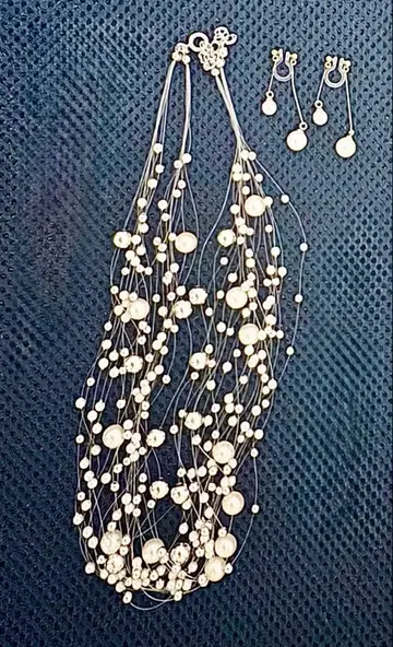 펄 디자인 목걸이와 귀찌 세트