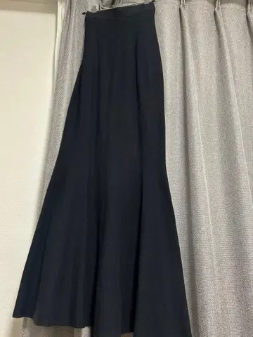 아뉴앙스 롱 스커트 블랙