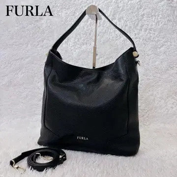 새상품급 훌라 숄더백 주름 가죽 2way A4 블랙 숄더