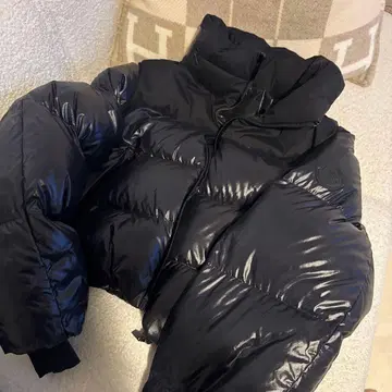 MONCLER 블랙 숏 다운 자켓