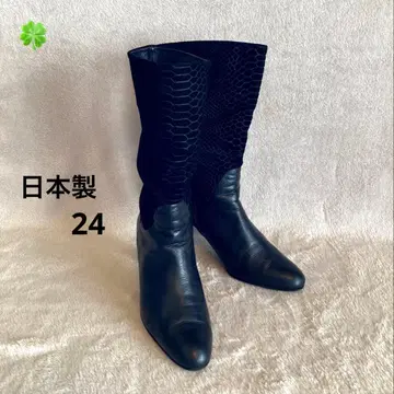 새상품급 블랙 스네이크 패턴 힐 부츠 24cm 일본제