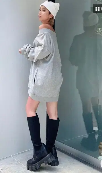 GYDA V넥 와이드 맨투맨 원피스 그레이