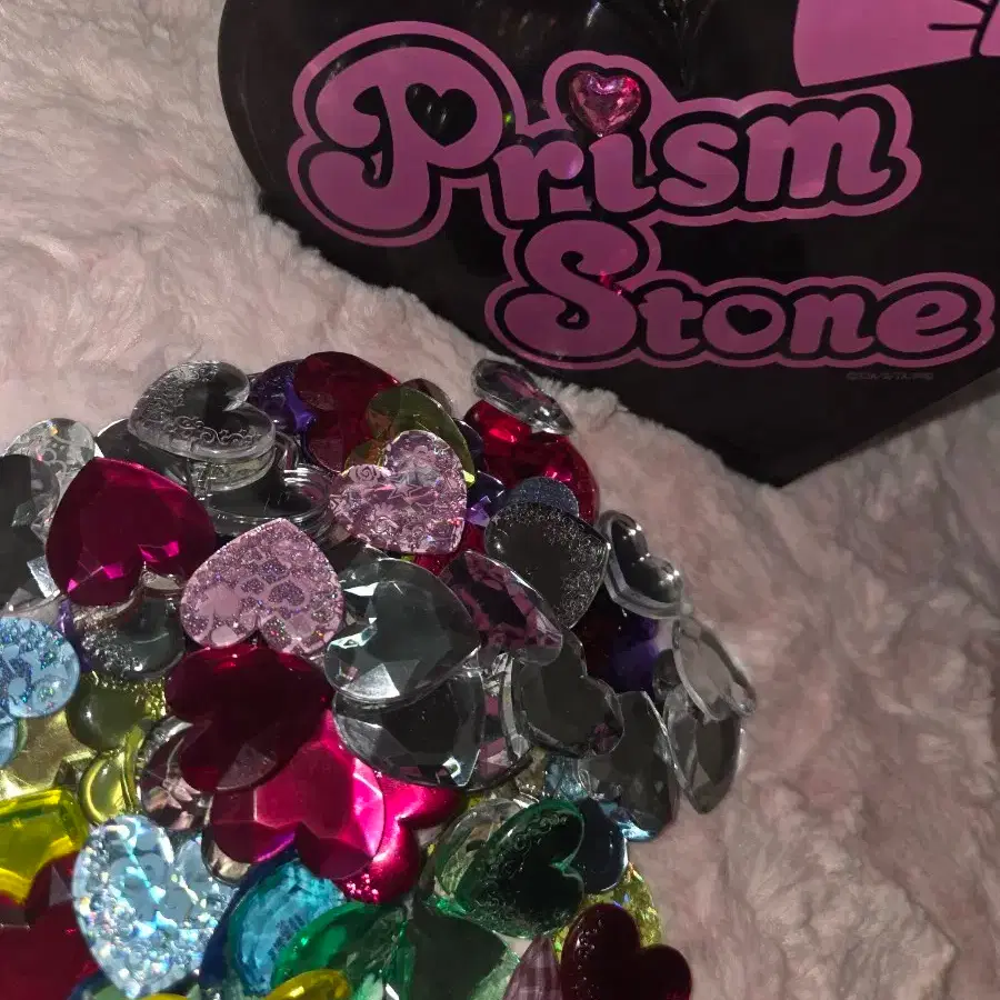 Prism Stone 90 pieces bulk sell, many discs storage cases, Sevens