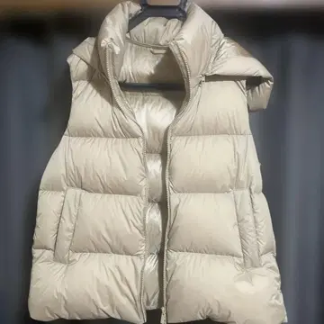 UNIQLO 울트라 라이트 다운 다운 볼륨 베스트 베이지