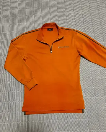 TaylorMade 하프 지퍼 스웨터