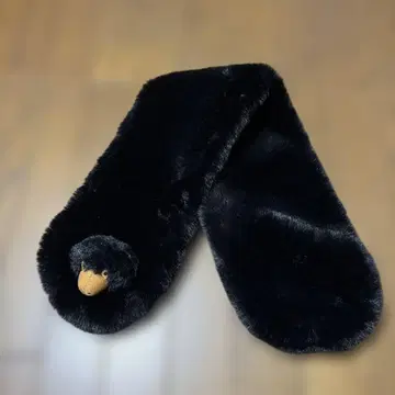 곰 페이스 블랙 인조 모피 머플러
