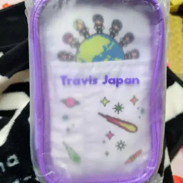 Travis Japan 파우치