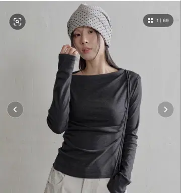 UNE MANSION 리본 루즈핏 넥 사이드 셔링 티셔츠