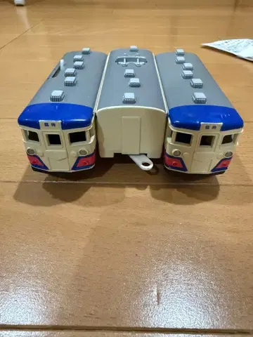 프라레일 165계 몬트레이 색상