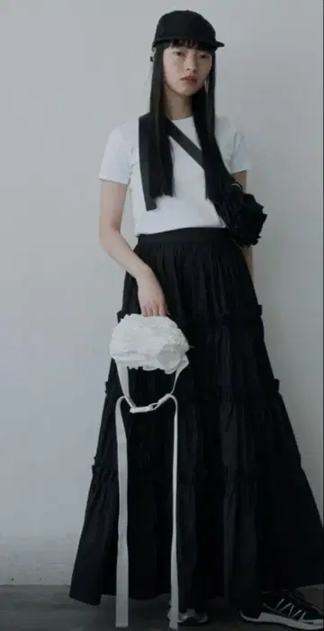 페르나 프릴 디자인 숄더백