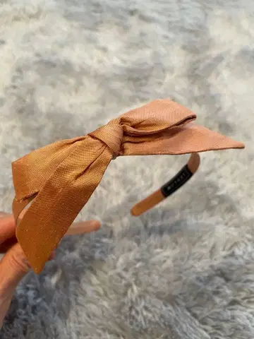 라들로 오렌지 리본 머리띠