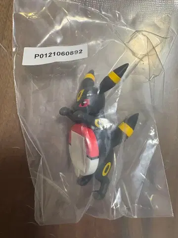 포켓몬 제일복권 F상 길거리 챠라링 프렌즈 블래키