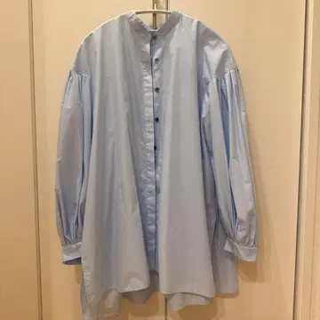 LE PHIL 라이트 블루 긴팔 셔츠