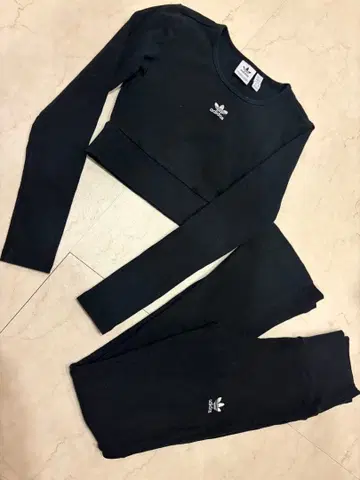 adidas 블랙 셋업 XS