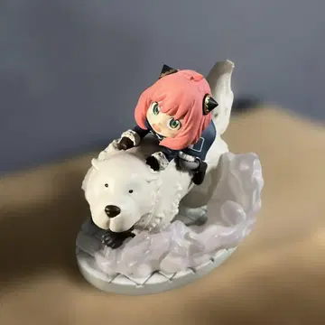 아냐 피규어 북극곰