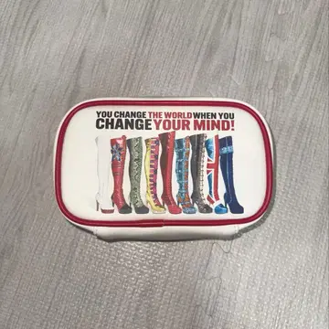 킨키 부츠 2025 파우치